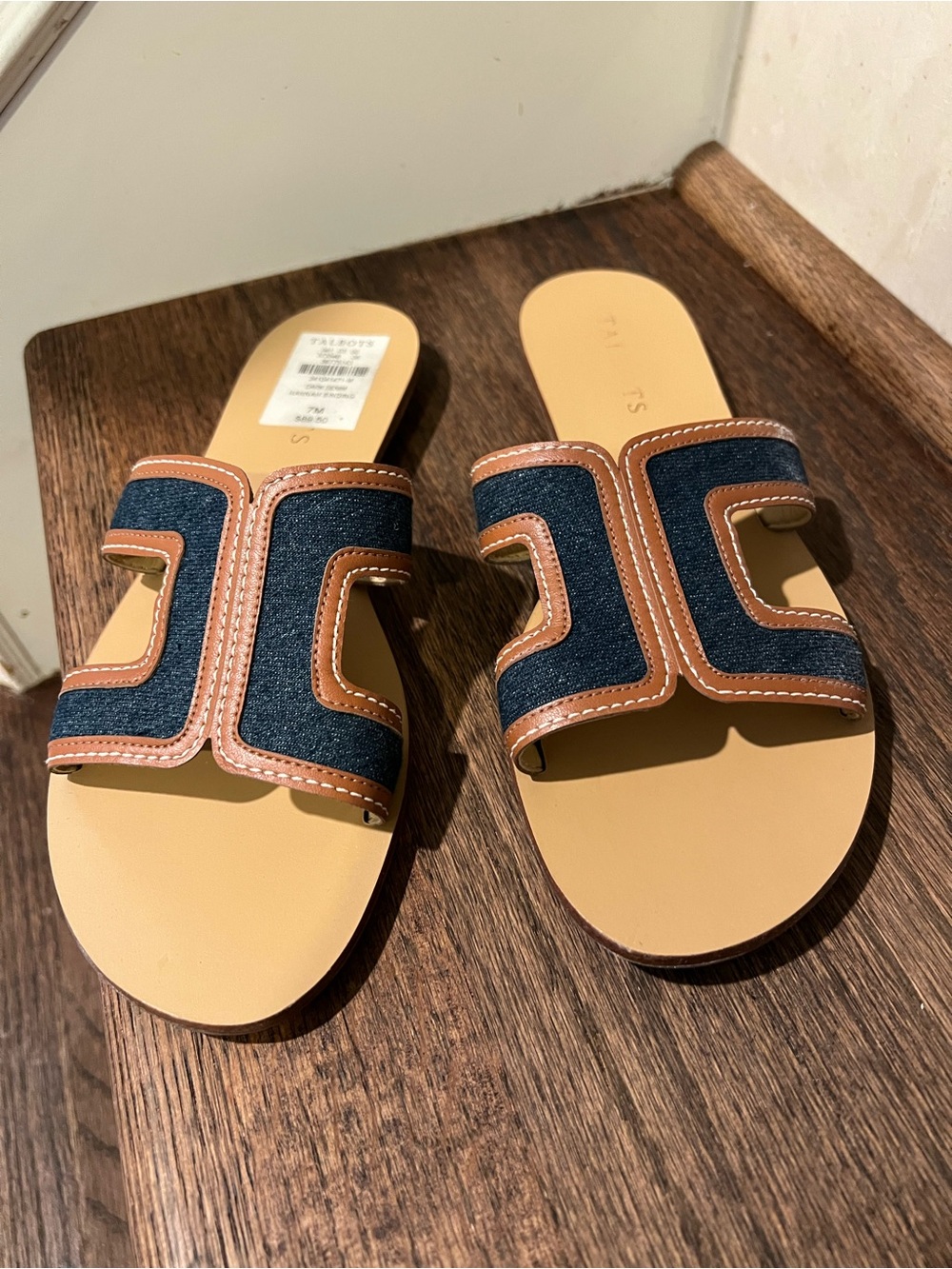 Talbots Women’s Navy and Tan Slide Sandals